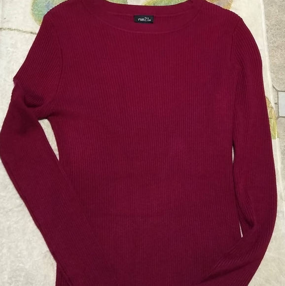 Womens sweaters - Picture 2 of 4